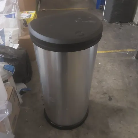 AMPHORA D-SHAPE METAL TOUCH BIN 40L