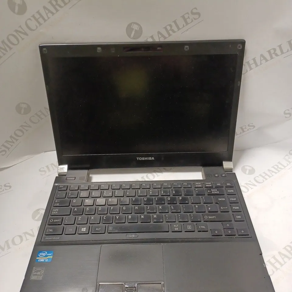 TOSHIBA R930-1CW LAPTOP