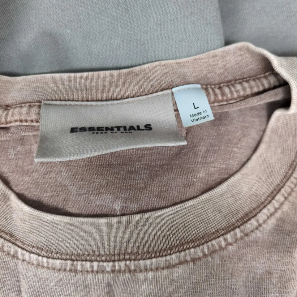 ESSENTIALS T-SHIRT – BROWN, SIZE L