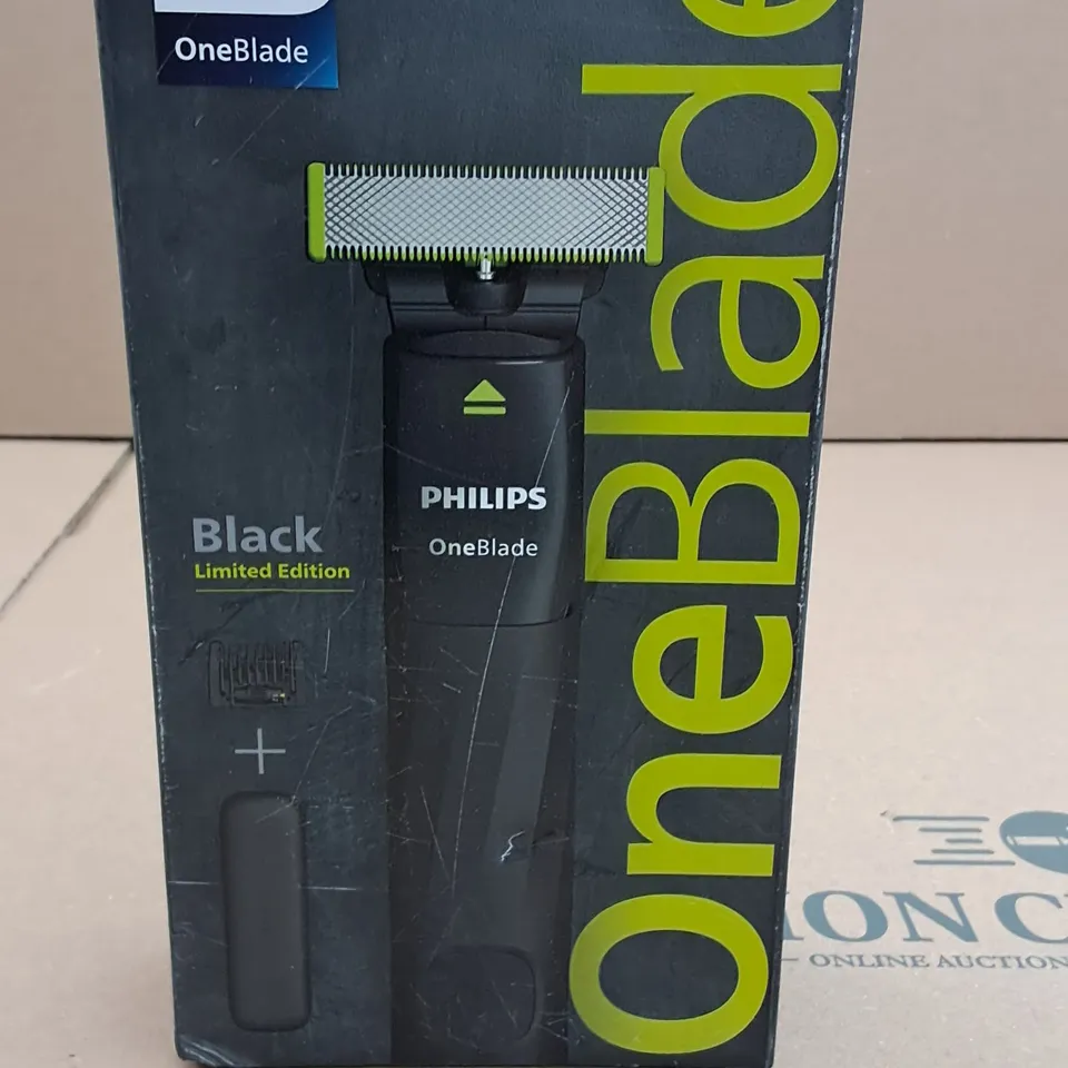 PHILIPS ONE BLADE BLACK LIMITED EDITION SHAVER