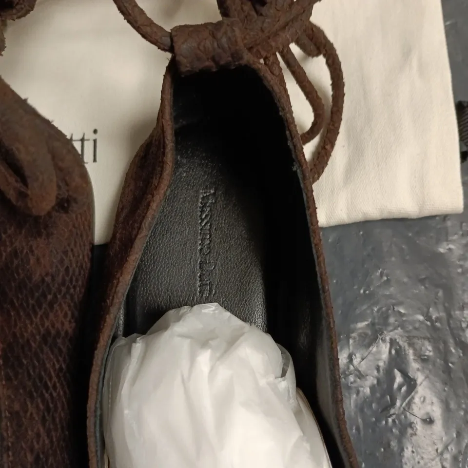 MASSIMO DUTTI BROWN STRING DETAIL SLIP ON SHOES - UK 5