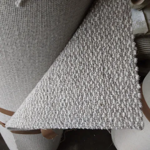 ROLL OF QUALITY LAKELAND AMBLE SIDE CARPET // SIZE: APPROX 1 X 10.06M