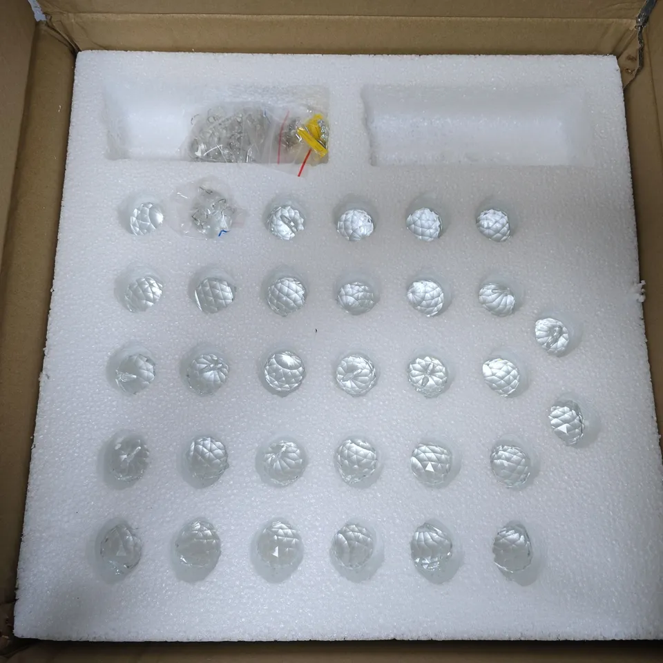BOXED LIGHTSIN CEILING LAMPS