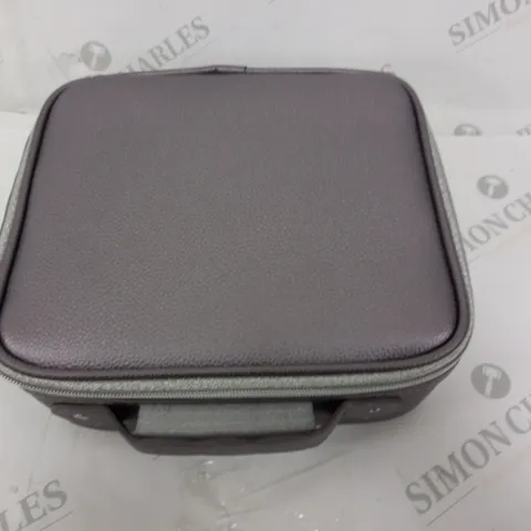 TILI COSMETICS STORAGE CASE 