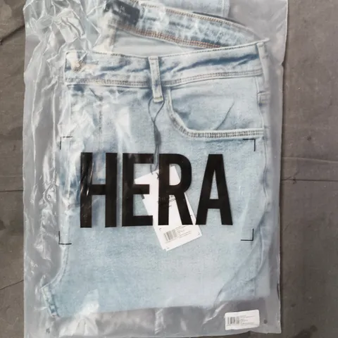 HERA MENS DISTRESSED SLIM FIT JEANS IN BLUE SIZE 34L