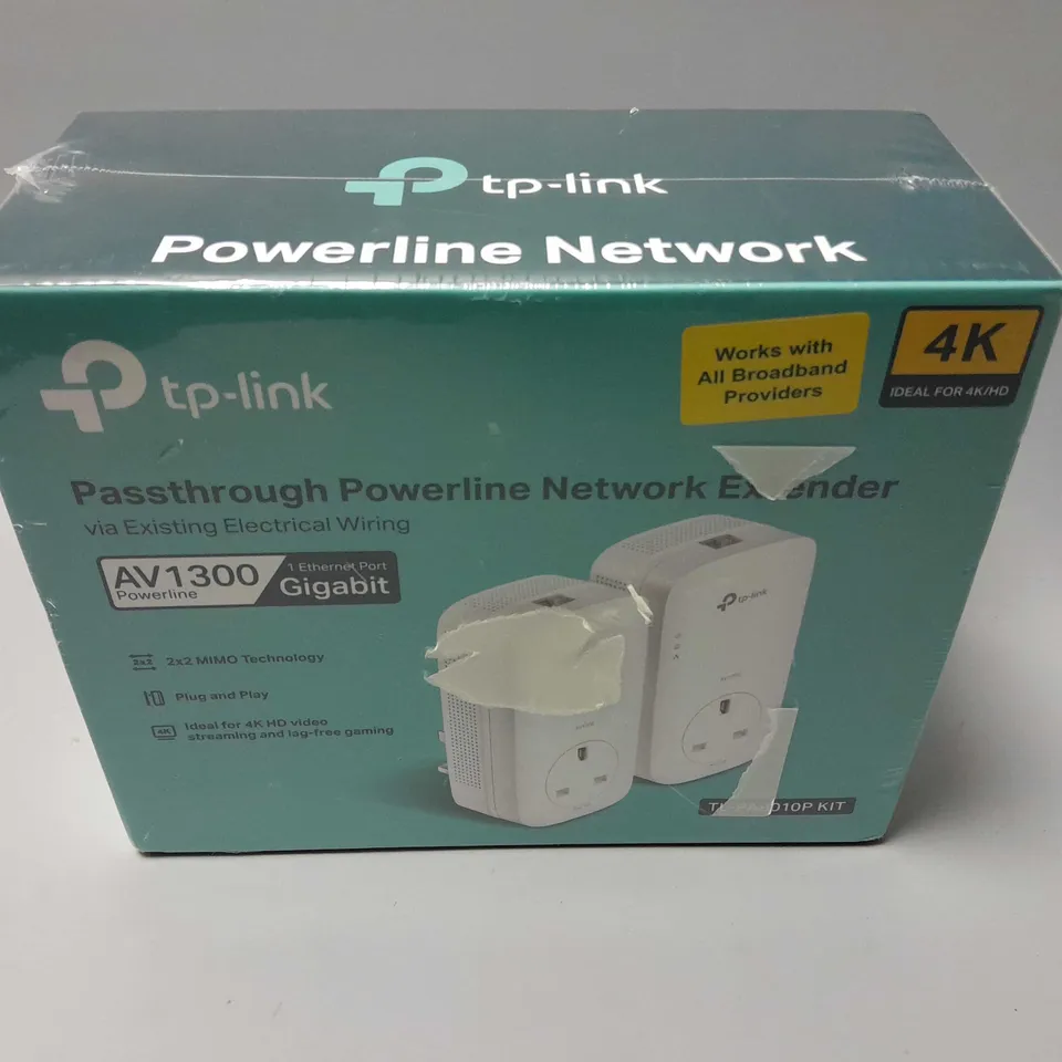 BOXED AND SEALED TP-LINK PASSTHROUGH POWERLINE NETWORK EXTENDER AV1300