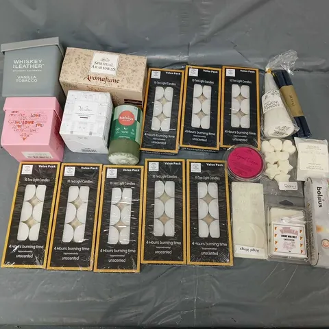 APPROXIMATELY 10 ASSORTED HOUSEHOLD ITEMS TO INCLUDE - TEA LIGHTS, AND CANDLES ETC. 
