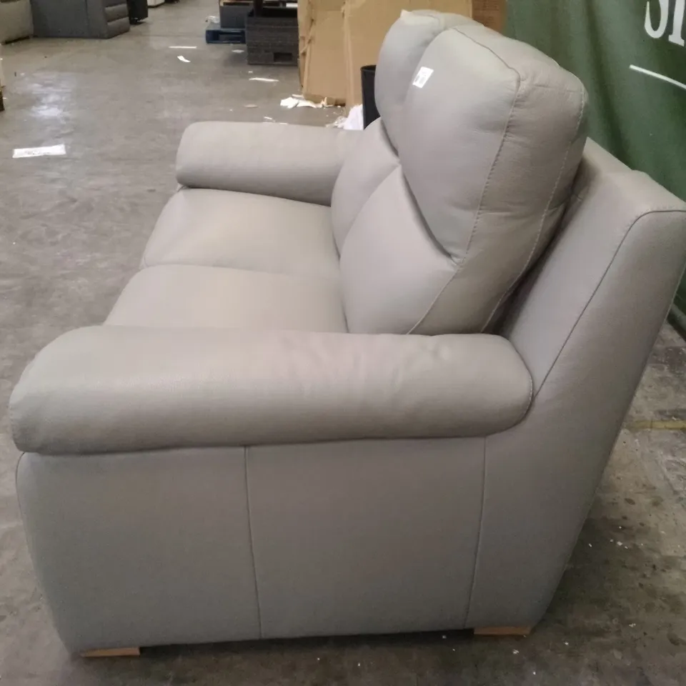 QUALITY ITALIAN DESIGNER MORENO 2 SEATER SOFA - LIGHT GREY LEATHER