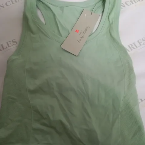 SWEATY BERRY ATHLETE CROP SEAMLESS WORKOUT TANK TOP IN SALIX GREEN - XS