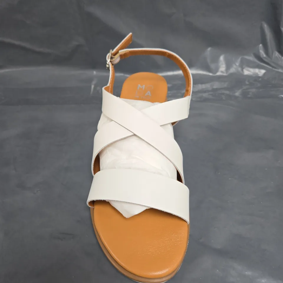 BOXED MODA WEDGE SANDAL WITH CROSS OVER - SIZE 40