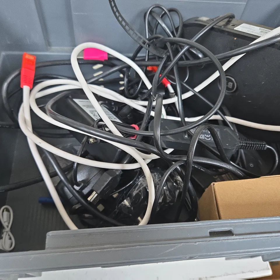 APPROXIMATELY 12 ASSORTED ELECTRICAL PRODUCTS TO INCLUDE PLUGS, BT HUB AND REMOTE CONTROLS