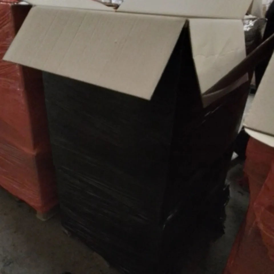 PALLET OF APPROXIMATELY ASSORTED HOUSEHOLD ITEMS TO INCLUDE ROSES , GOLD CHAINS AND PHONE CASES 