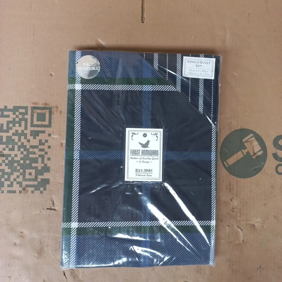 FINEST HOMEWARE FULLY REVERSIBLE SINGLE DUVET SET