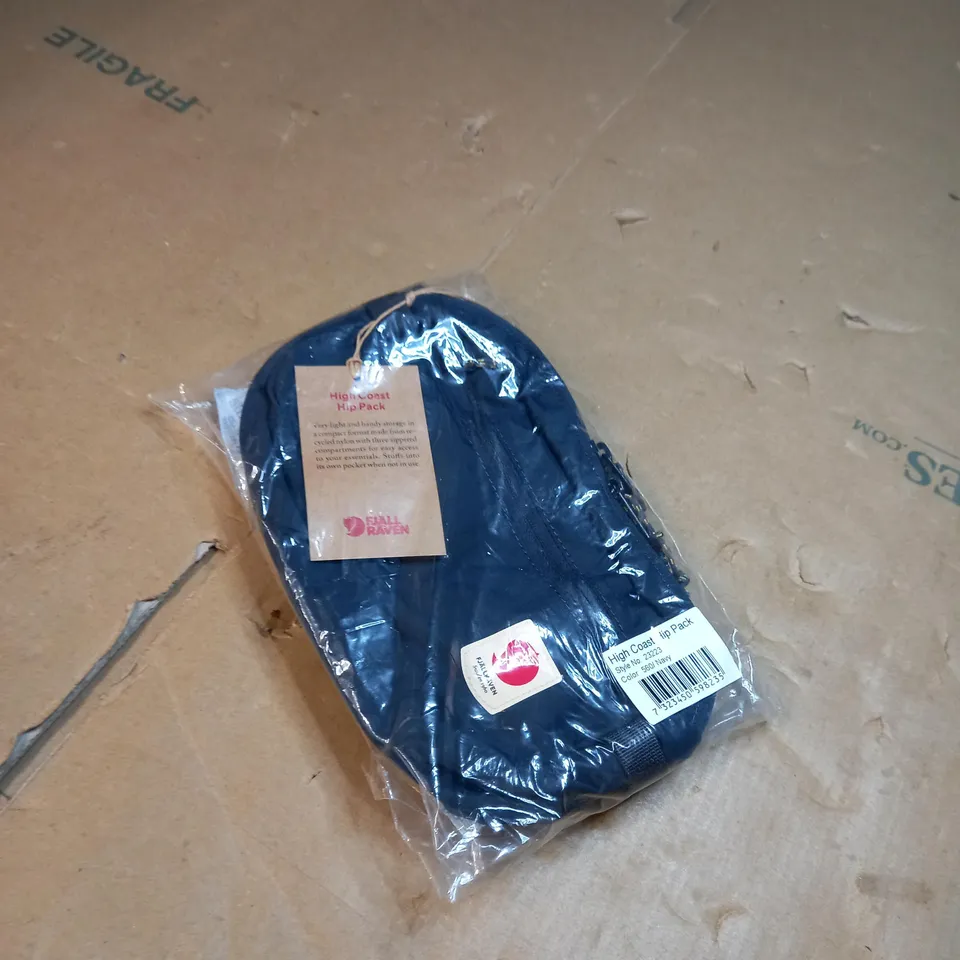 FJALL RAVEN NAVY BLUE HIP PACK 