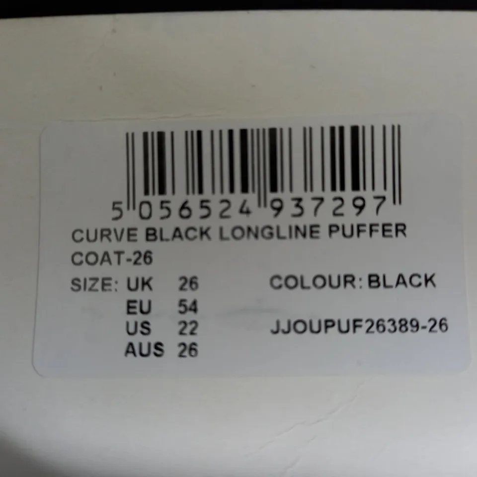 IN THE STYLE CURVE BLACK LONGLINE PUFFER IN BLACK - UK SIZE 26