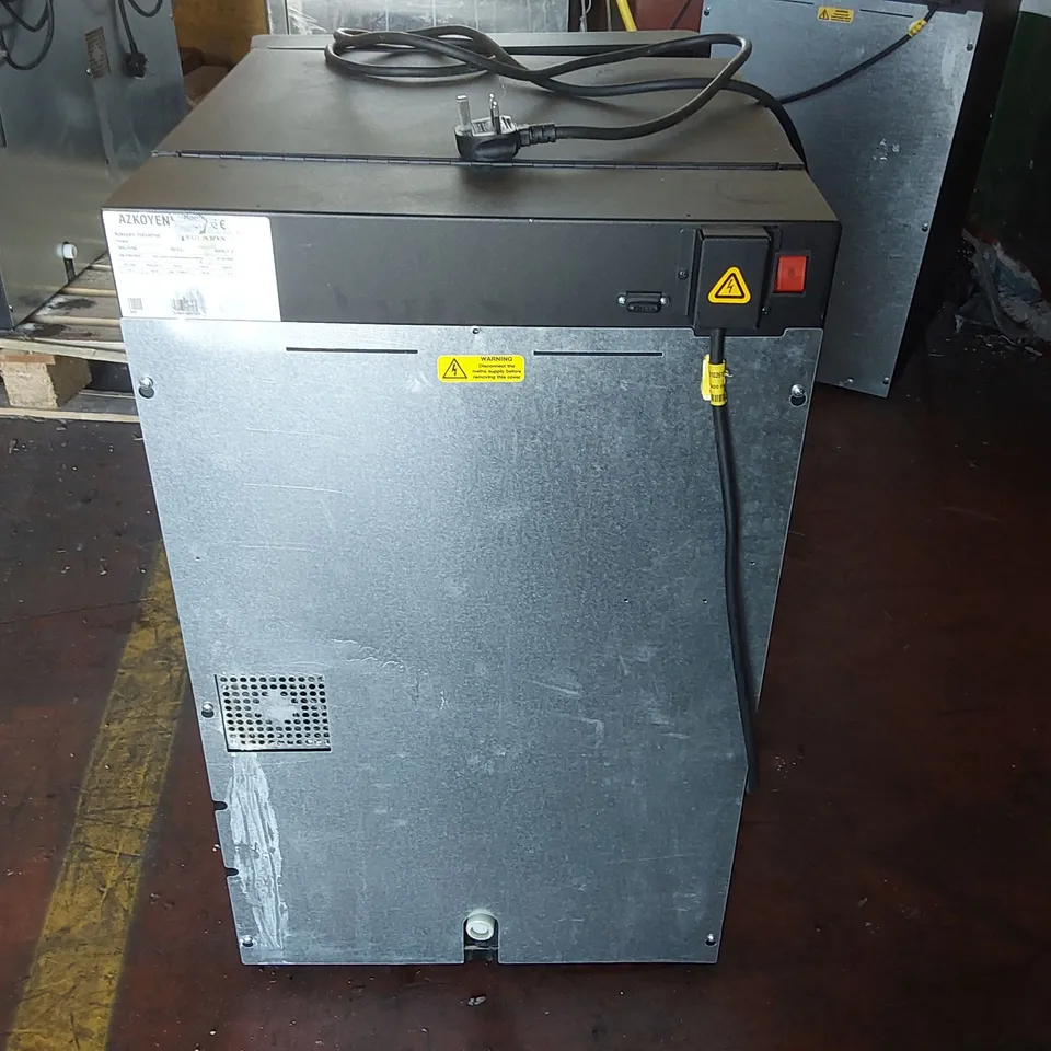 COFFETEK AZKOYEN ZEN 5 COMMERCIAL COFFEE MACHINE 