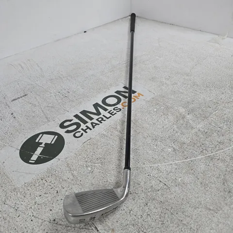 DUNLOP GOLF IRON WITH GRAPHITE SHAFT (65I) – ONE CLUB