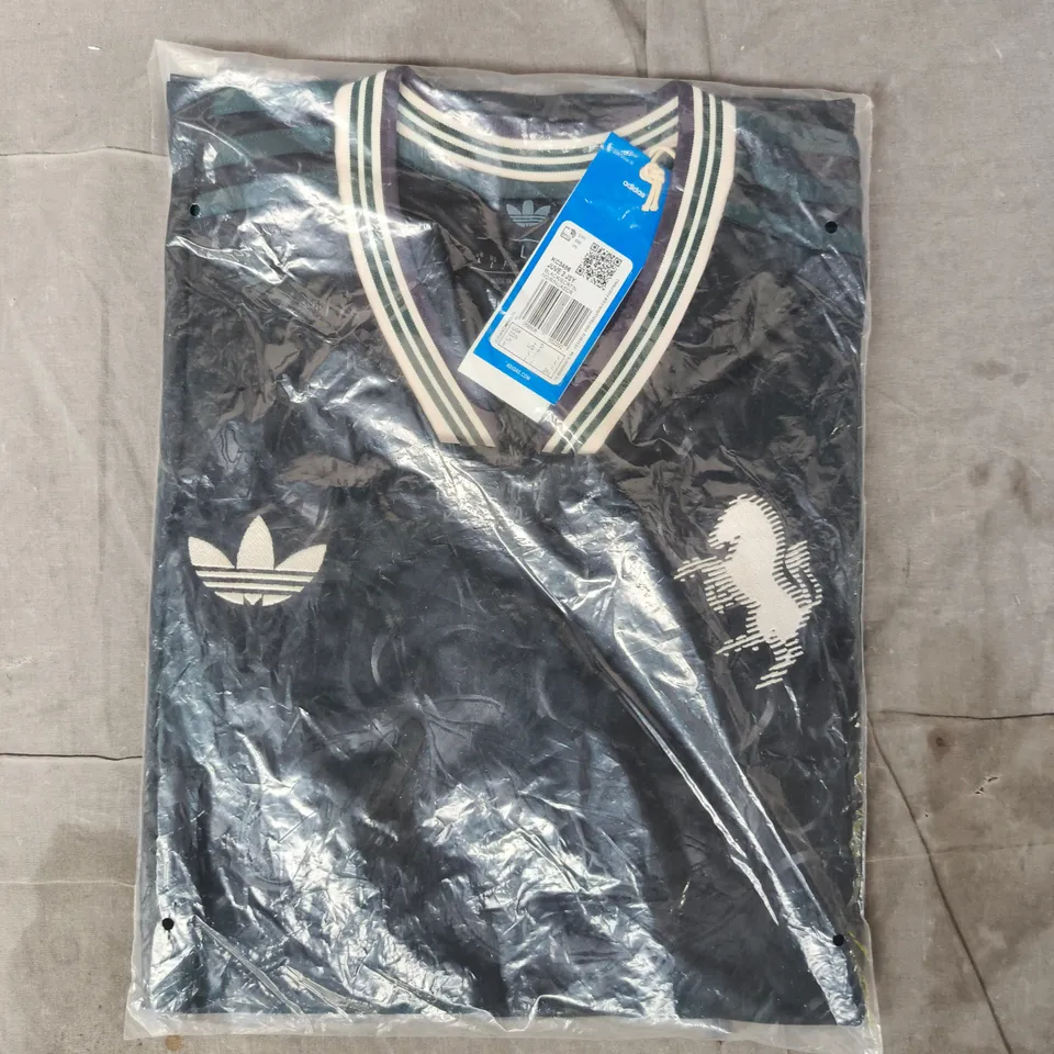 ADIDAS JUVENTUS 2025/26 THIRD JERSEY IN BLACK SIZE LARGE