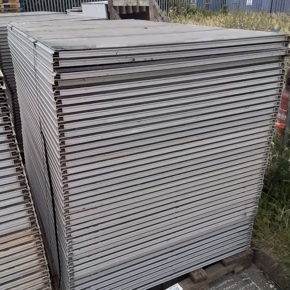 PALLET TO CONTAIN APPROXIMATELY 40 FIRST SOLAR 460W FS-6460A-P SOLAR PANELS 
