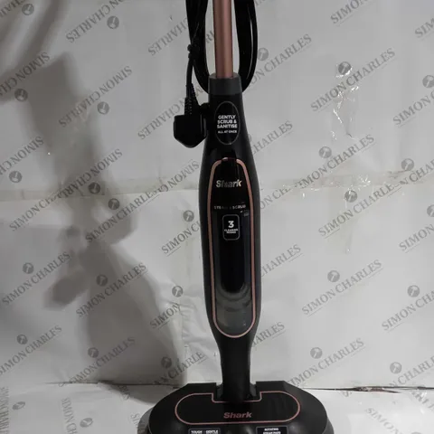 SHARK STEAM SCRUBBER WITH STEAM BLAST S7201