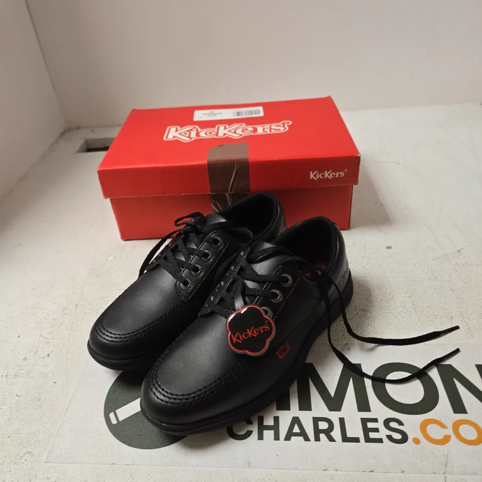 KICKERS BLACK LEATHER LACE-UP SHOES, UK 2 (EU 18) – BOXED