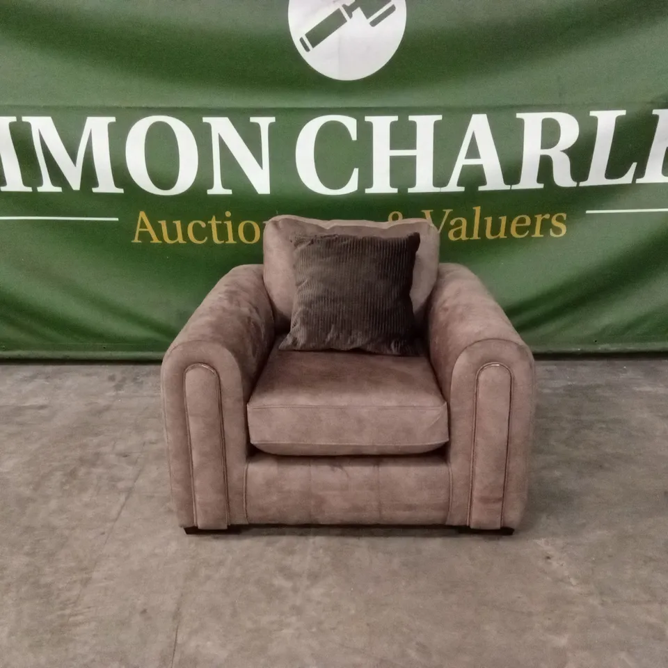 AMARA SNUGGLE CHAIR RRP £949