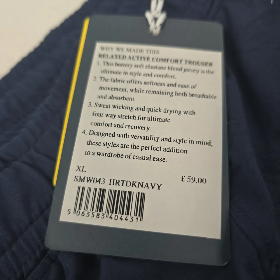 CREW CLOTHING COMPANY SPORT NAVY RELAXED ACTIVE TROUSER – XL