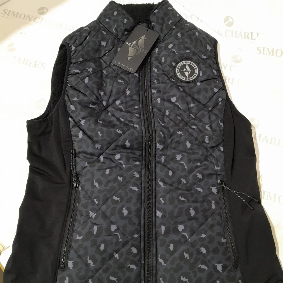 SKECHERS VEST IN MIDNIGHT LEOPARD - SIZE MEDIUM 