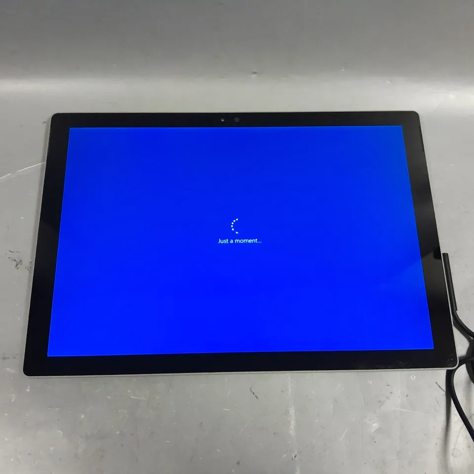MICROSOFT SURFACE 1724 TABLET