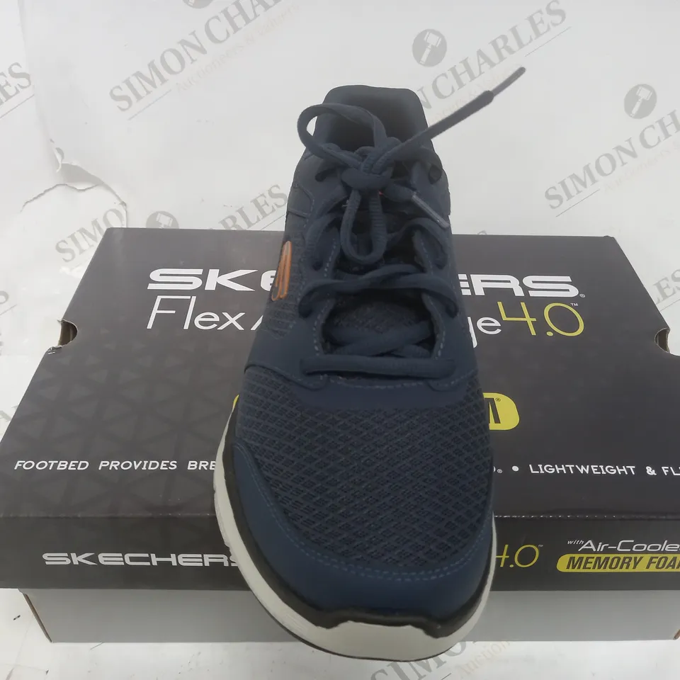 SKETCHERS MENS FLEX TRAINER NAVY SIZE 9UK (MENS)