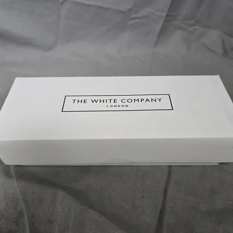 THE WHITE COMPANY ALABASTER CUBE DINNER CANDLE HOLDERS – SET OF 4