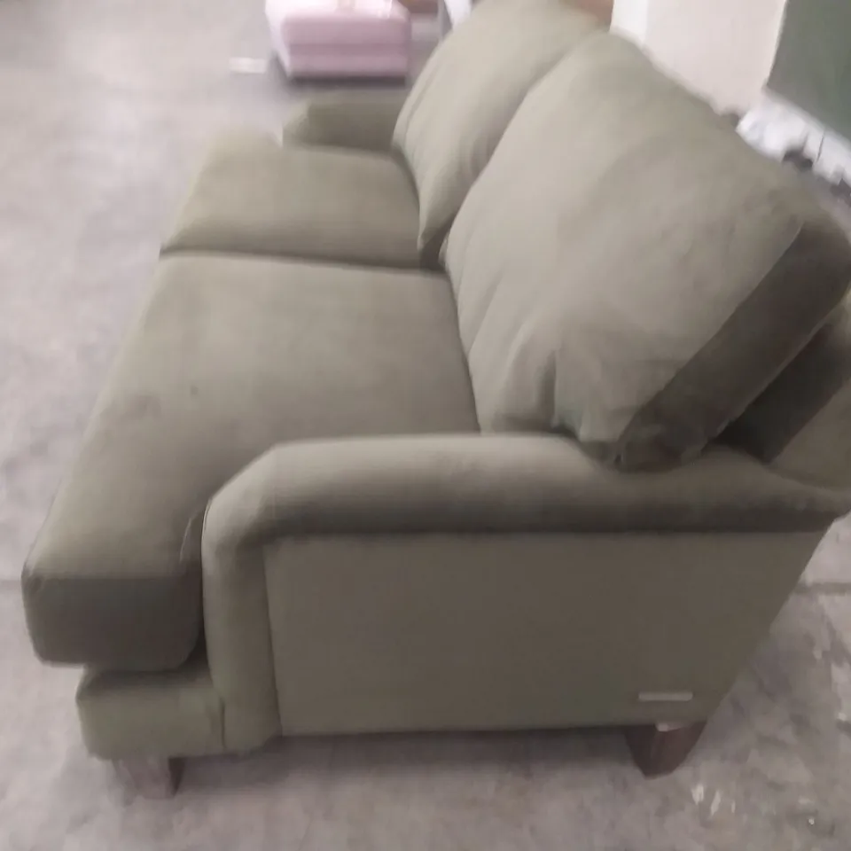 QUALITY BRITISH DESIGNER LOUNGE CO. ROSE 2.5 SEATER SOFA GREEN PLUSH FABRIC
