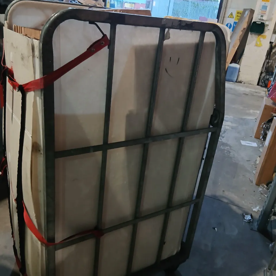 CAGE OF APPROXIMATELY 8 ASSORTED PRODUCTS TO INCLUDE;