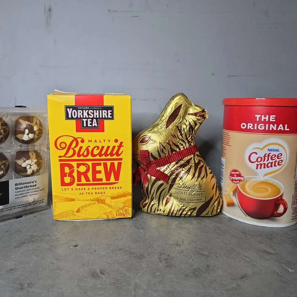 APPROXIMATELY 13 ASSORTED FOOD ITEMS TO INCLUDE - LINDT CHOCOLATE BUNNY , COFFEE MATE ETC