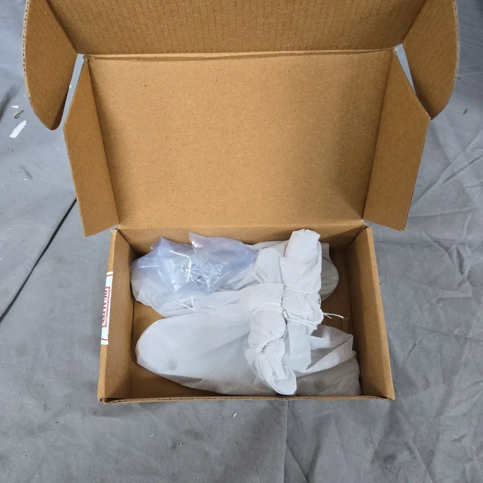 EPSOM LATCH HANDLES 170MM – CP FINISH, PAIR (BOX OF 6) 