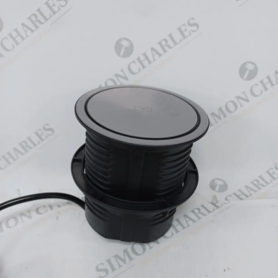 BOXED POP UP COUNTER TOP OUTLET