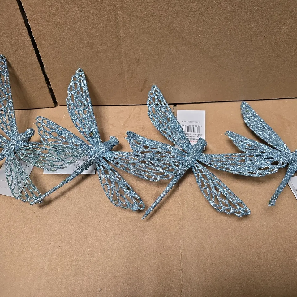 BOX OF APPROXIMATELY 20 GISELA GRAHAM DRAGONFLY DECORATIONS 