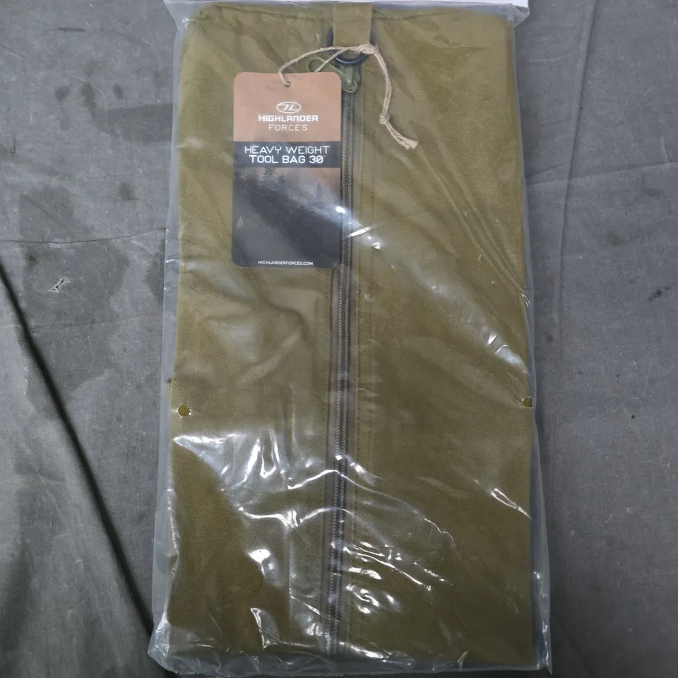 BAGGED HIGHLANDER FORCES HEAVYWEIGHT TOL BAG 30"