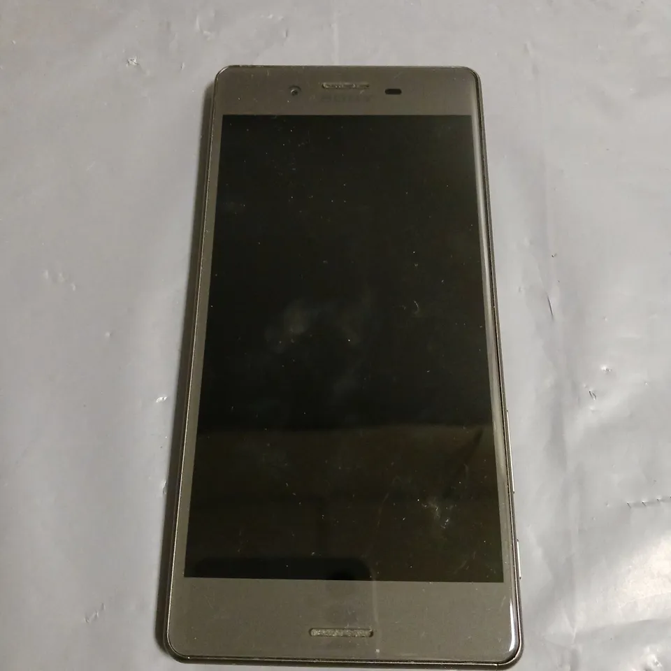 SONY XPERIA F5121 SMARTPHONE IN METALLIC GREY
