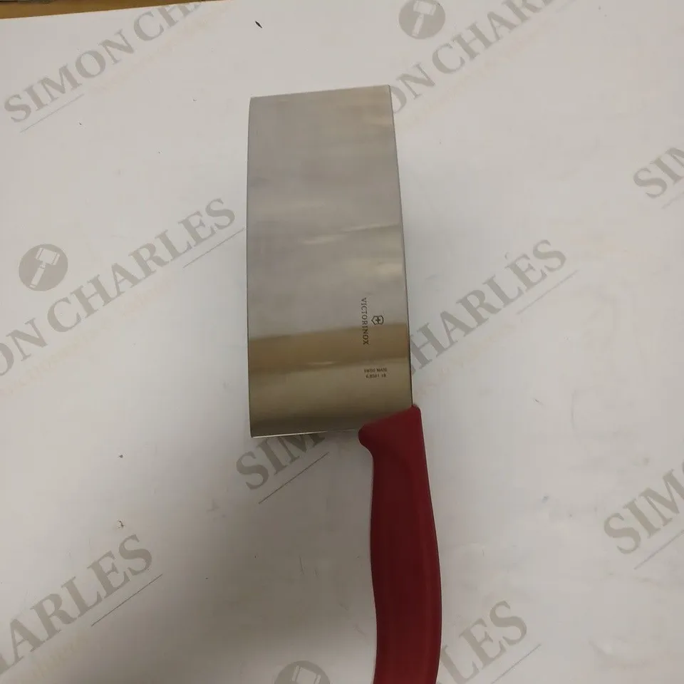 VICTORINOX MACHETA PARA CHEF