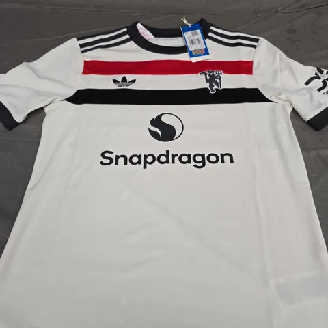 MANCHESTER UNITED FC AWAY JERSEY - AGES 13/14 YEARS