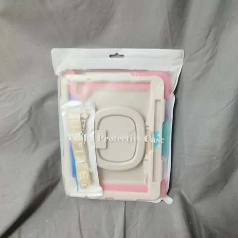 TABLE PROTECTIVE CASE – MULTI-COLOUR, IN PACKAGING