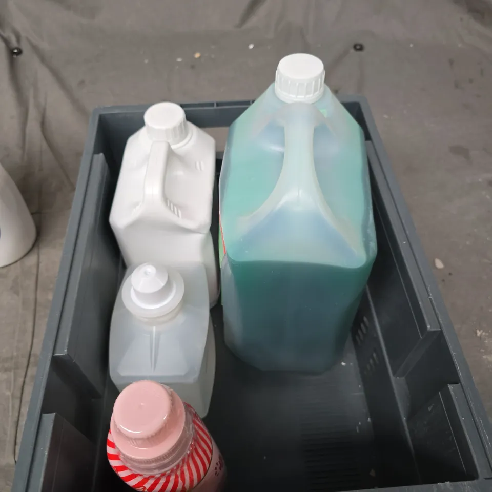 BOX OF 5 ASSORTED LIQUIDS TO INCLUDE: PERSIL NON BIO