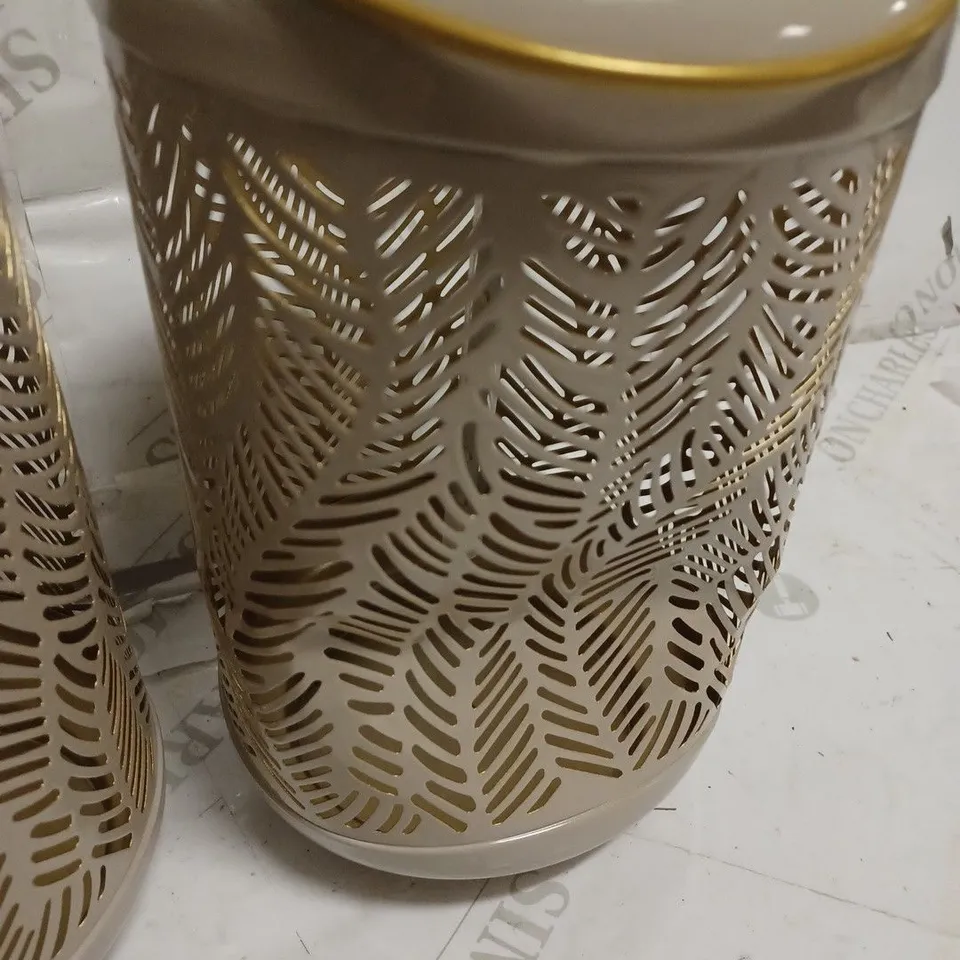GARDEN REFLECTIONS SET OF 2 PATTERNED SOLAR LANTERNS, LEAF