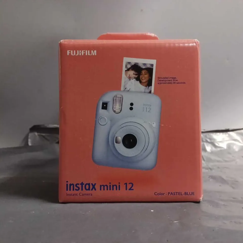 BOXED FUJIFILM INSTAX MINI 12 INSTANT CAMERA