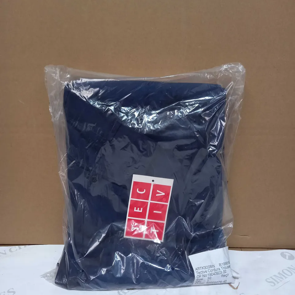BRAND NEW NAVY TECTIV CORDURA TROUSERS - 32R