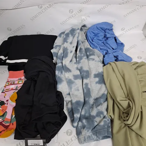 LARGE BOX OF ASSORTED CLOTHING ITEMS IN VARIOUS COLOURS AND SIZES INCLUDING TROUSERS , TOPS AND JUMPERS