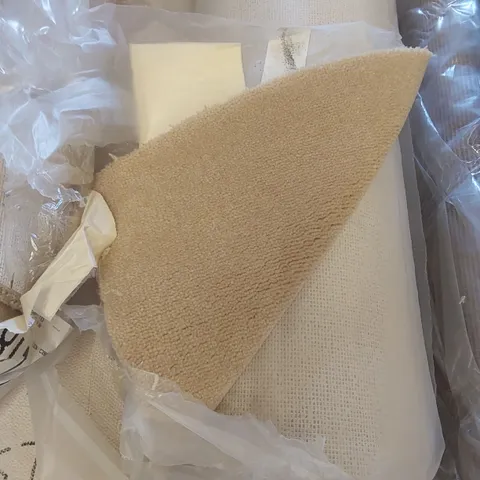 ROLL OF QUALITY ROYAL VELVET BEAUMONT CARPET - APPROXIMATELY 3.29 x 4m