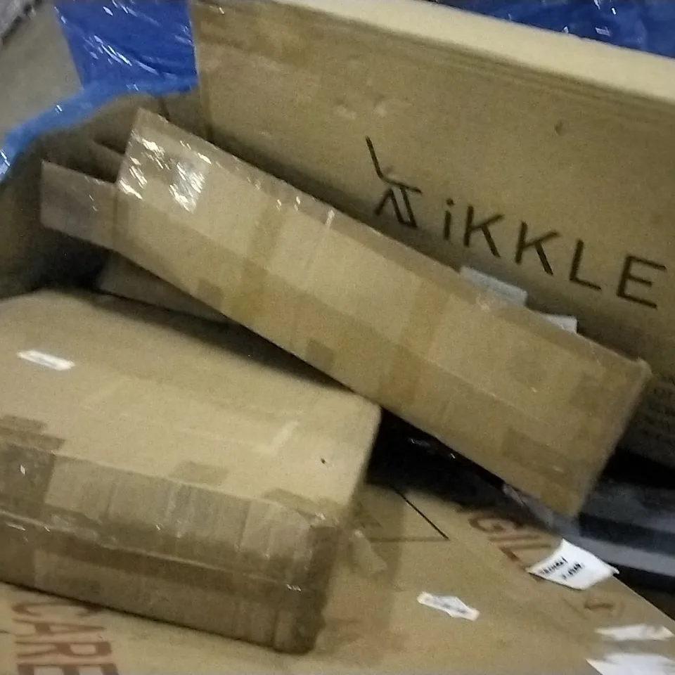 PALLET OF ASSORTED ITEMS INCLUDING AN AIR COOLER , FAKE PLANT , BLACK GLASS , UMBRELLA 