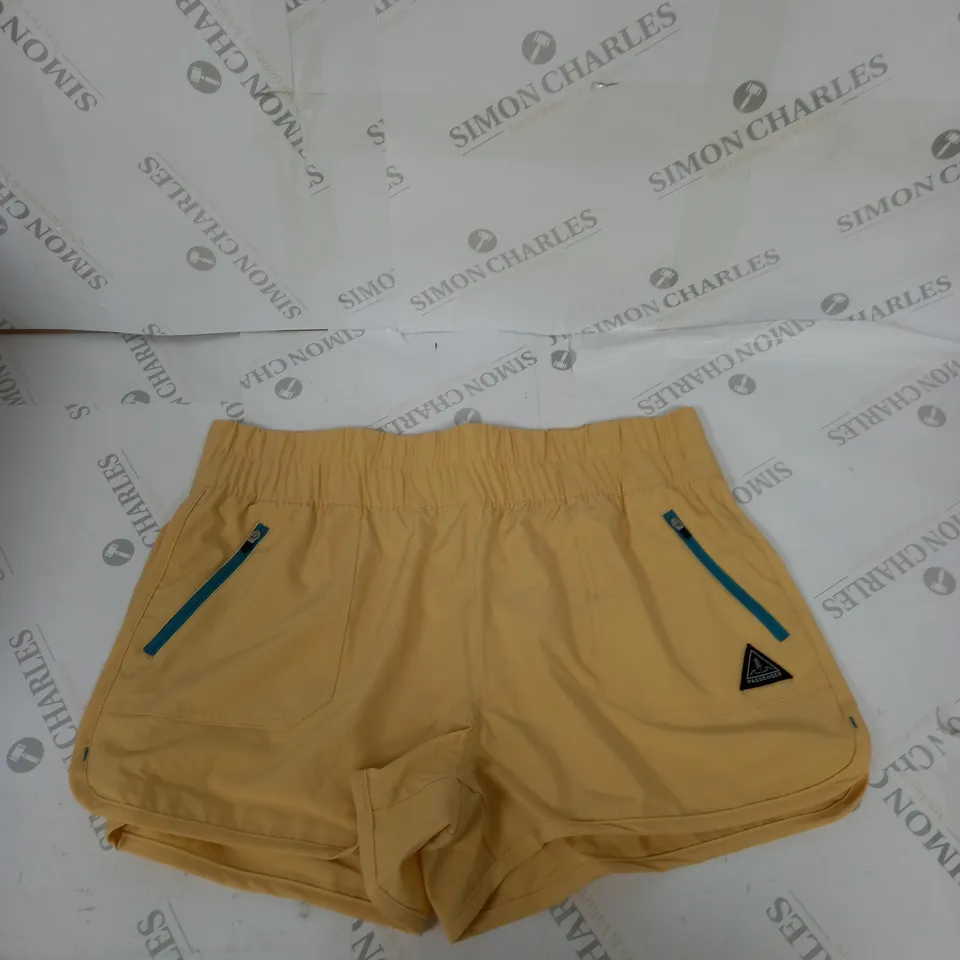 PASSENGER CASUAL SHORTS IN YELLOW SIZE L